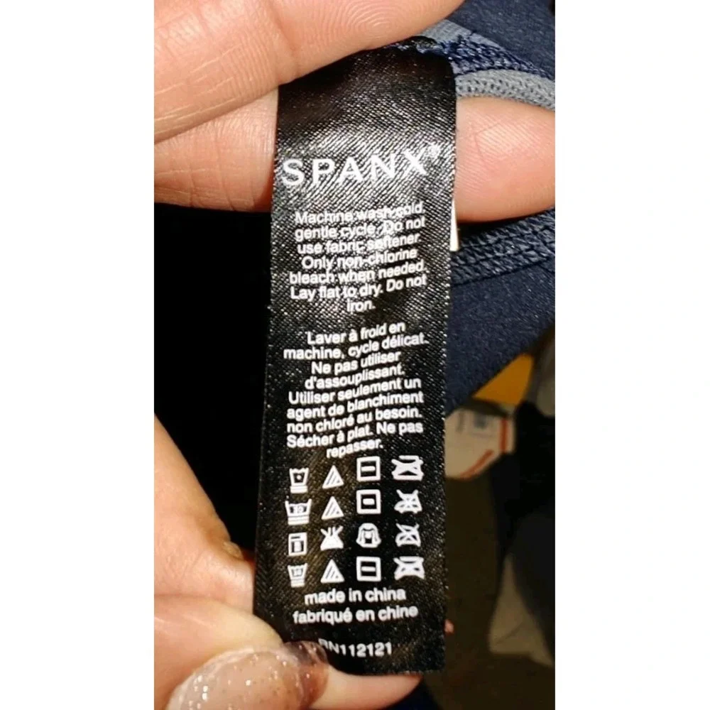SPANX By Sara Blakely XL Women's Blue‎ Nylon Blend Leggings zipper detail